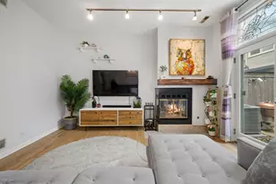 1881 N Maud Ave, Chicago, IL 60614 - Photo 5