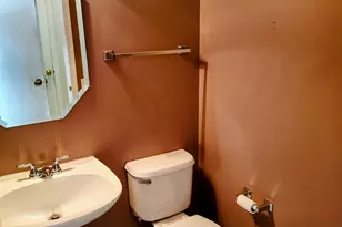 855 Mesa Dr, Elgin, IL 60123 - Photo 7