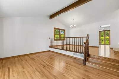 3051 N Huntington Drive, Arlington Heights, IL 60004 - Photo 5