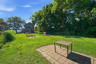 441 N Highland Ave, Aurora, IL 60506 - Photo 23