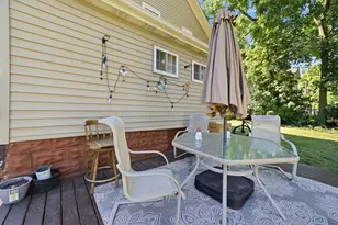 441 N Highland Ave, Aurora, IL 60506 - Photo 21