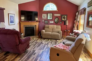 3053 E 1900 North Rd, Sheldon, IL 60966 - Photo 7