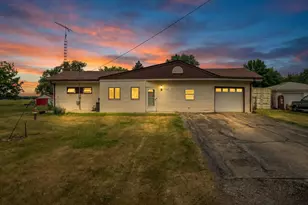 7125 Toms Rd, Rockford, IL 61101 - Photo 1