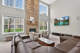 484 W Haleys Hill Ct, Palatine, IL 60074 - Photo 13