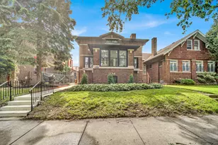 6840 S Cregier Ave, Chicago, IL 60649 - Photo 1