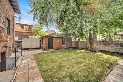 6840 S Cregier Avenue, Chicago, IL 60649 - Photo 3