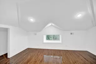 6840 S Cregier Ave, Chicago, IL 60649 - Photo 23