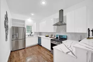 6840 S Cregier Ave, Chicago, IL 60649 - Photo 11