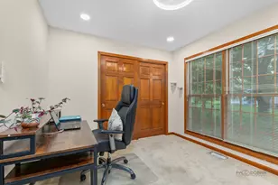 2872 Whispering Oaks Ct, Buffalo Grove, IL 60089 - Photo 15