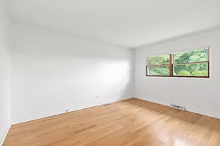 2019 E Avon Ln, Arlington Heights, IL 60004 - Photo 19