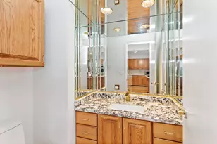 2019 E Avon Ln, Arlington Heights, IL 60004 - Photo 15