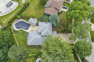 2019 E Avon Ln, Arlington Heights, IL 60004 - Photo 47