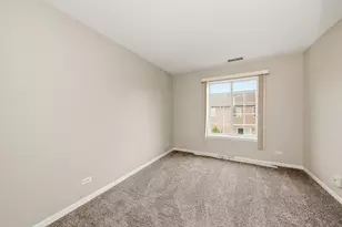 2264 Daybreak Dr, Aurora, IL 60503 - Photo 11