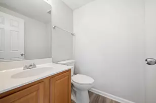 2264 Daybreak Dr, Aurora, IL 60503 - Photo 9