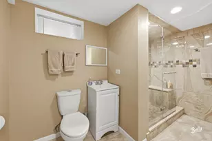 6901 31st St, Berwyn, IL 60402 - Photo 13
