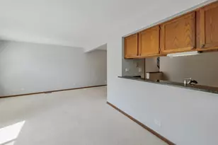 804 N Tamarac Blvd, Addison, IL 60101 - Photo 11