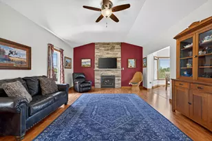 6880 E Cherry Hill Rd, Ridott, IL 61067 - Photo 7