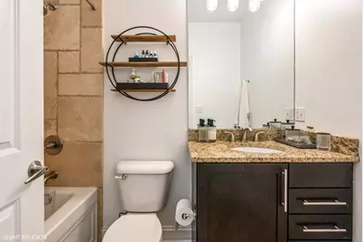 4453 N Magnolia Avenue #2, Chicago, IL 60640 - Photo 11