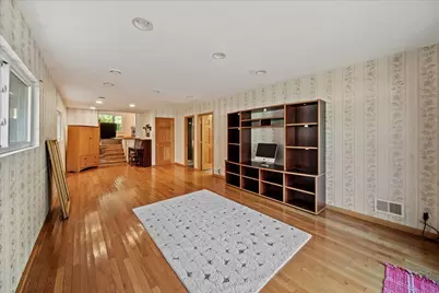 3715 Greenleaf Street, Skokie, IL 60076 - Photo 17
