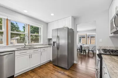 7542 W Bryn Mawr Avenue, Chicago, IL 60631 - Photo 7