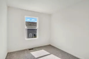 422 Lakeshore Ct, Saint Charles, IL 60174 - Photo 15