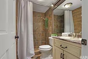 15192 W Rockland Rd, Libertyville, IL 60048 - Photo 27