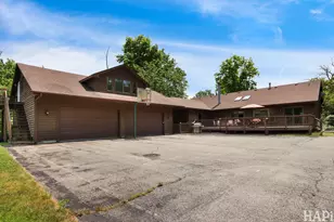 15192 W Rockland Rd, Libertyville, IL 60048 - Photo 3