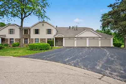 5235 Rockpointe Court #5235, Gurnee, IL 60031 - Photo 1