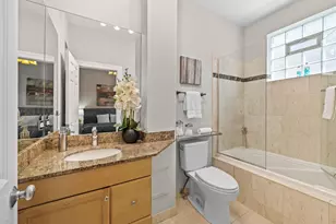 1507 W Chestnut St, Chicago, IL 60642 - Photo 17