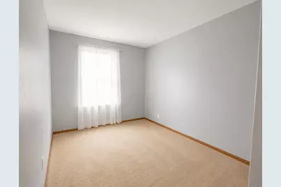 2054 Mission Hills Drive, Elgin, IL 60123 - Photo 17