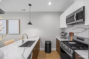 2342 W Adams St, Chicago, IL 60612 - Photo 3