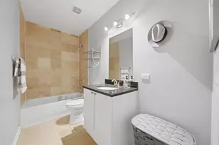 7318 N Honore St, Chicago, IL 60626 - Photo 7