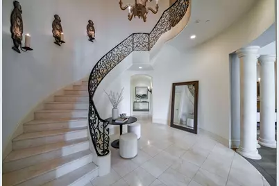 887 Crescent Boulevard, Glen Ellyn, IL 60137 - Photo 15