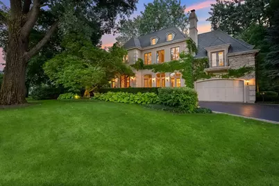 887 Crescent Boulevard, Glen Ellyn, IL 60137 - Photo 1