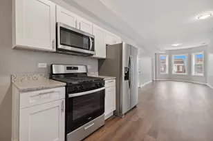 6122 S Champlain Ave, Chicago, IL 60637 - Photo 5