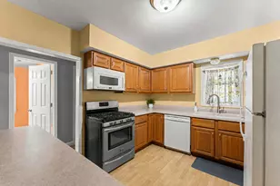 528 Water St, Joliet, IL 60436 - Photo 13