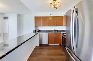 [Address not provided], Chicago, IL 60611 - Photo 9
