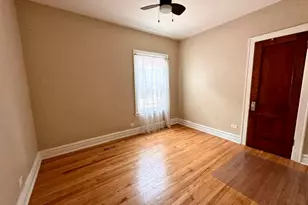 7949 S Manistee Ave, Chicago, IL 60617 - Photo 7