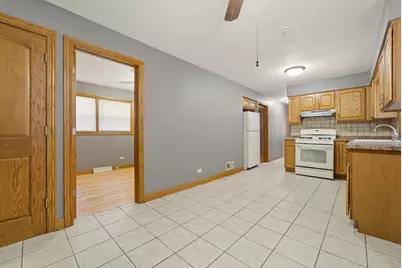 10817 S Avenue G, Chicago, IL 60617 - Photo 7