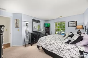 1103 Stratford Ct, Elgin, IL 60120 - Photo 13