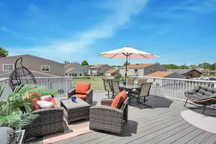 7632 159th Pl, Tinley Park, IL 60477 - Photo 3