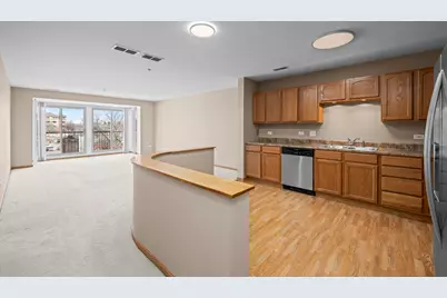100 N Bokelman Street #330, Roselle, IL 60172 - Photo 5