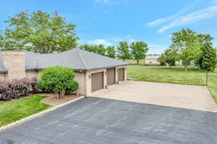 29285 S 80th Ave, Peotone, IL 60468 - Photo 7