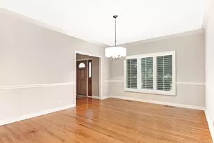 1035 Sheringham Dr, Naperville, IL 60565 - Photo 5