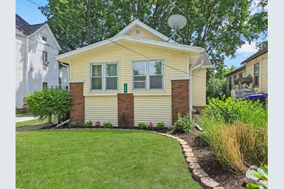 536 W Grove Street, Bloomington, IL 61701 - Photo 1
