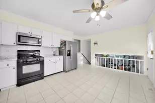 5911 W 125th Pl, Alsip, IL 60803 - Photo 3