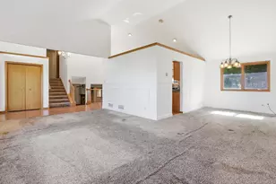 301 Providence Dr, Matteson, IL 60443 - Photo 17