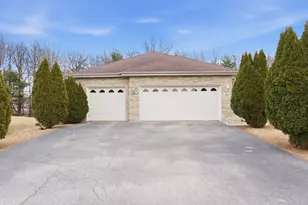 301 Providence Dr, Matteson, IL 60443 - Photo 7