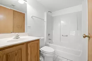 301 Providence Dr, Matteson, IL 60443 - Photo 19