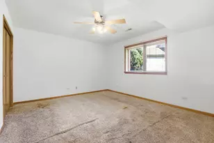 301 Providence Dr, Matteson, IL 60443 - Photo 9
